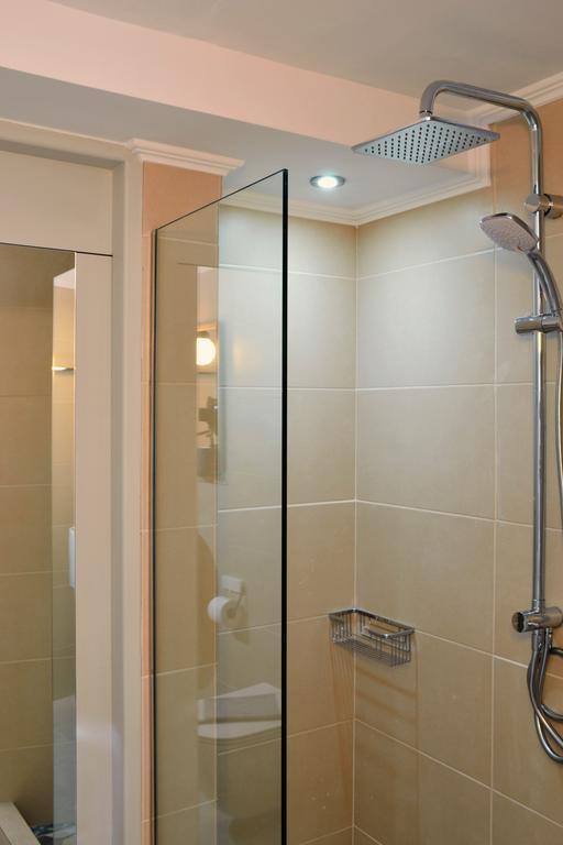Silde Studios & Apartments Hriszí Aktí Haniá Kültér fotó